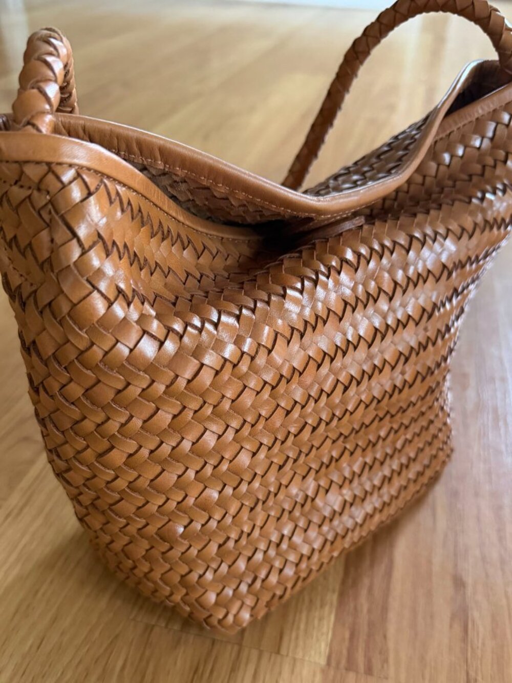 Madewell The Signature Woven Shoulder Bag - Picture 3 of 3